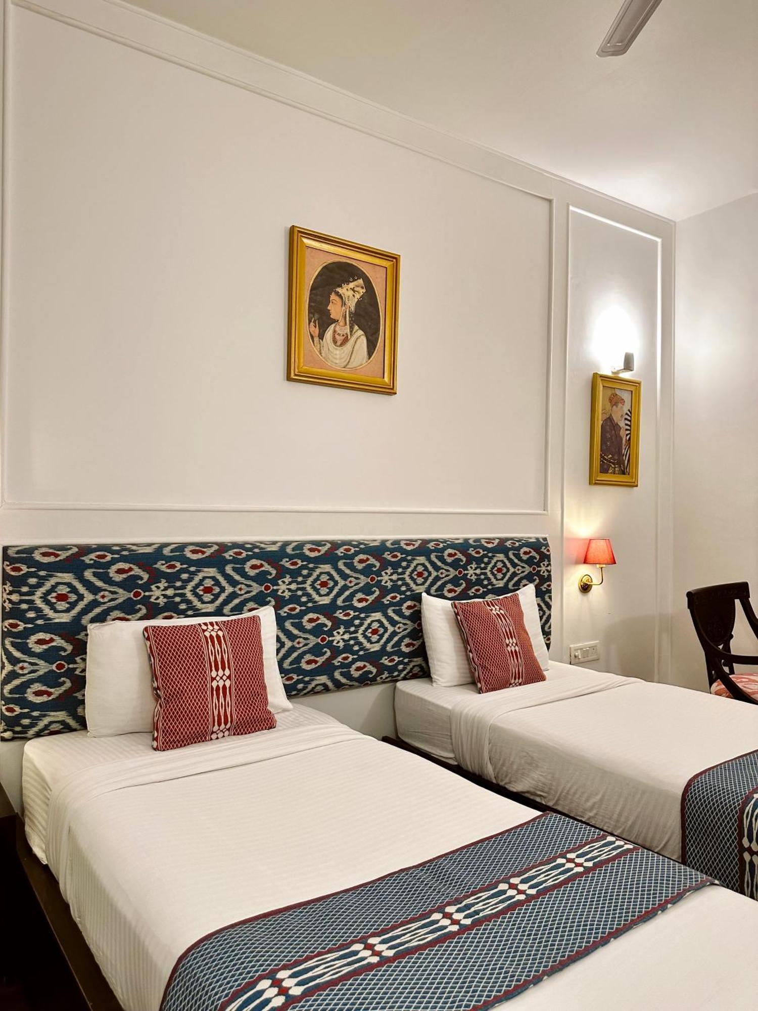 Hotel Atulyaa Taj Agra  Esterno foto