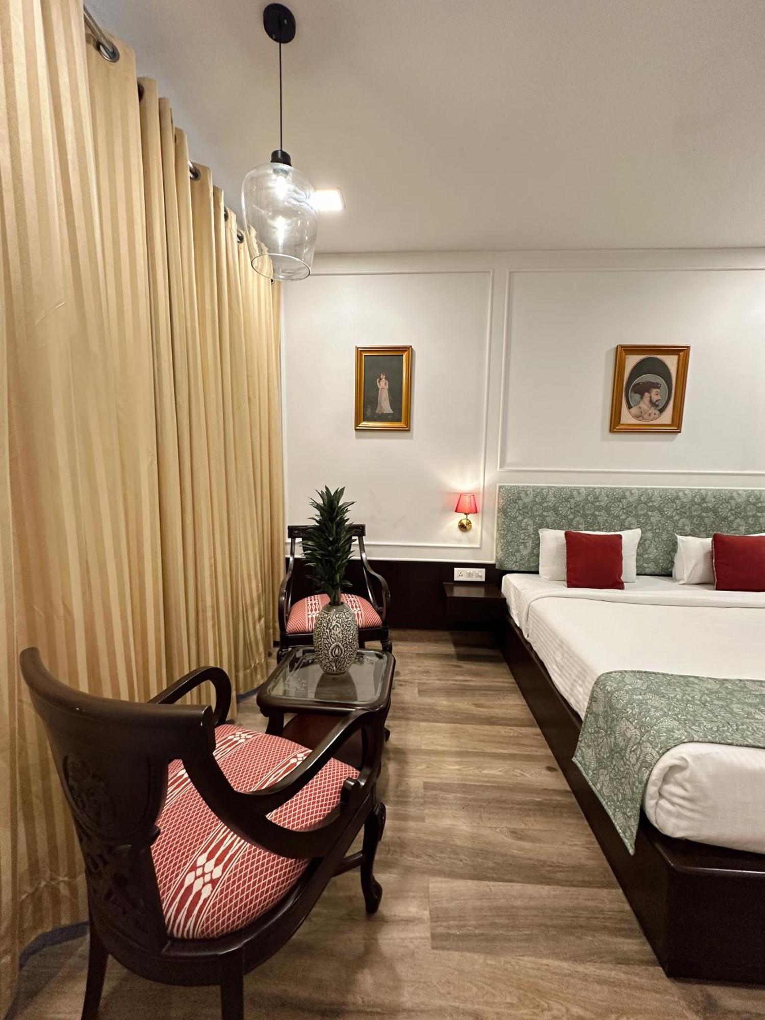 Hotel Atulyaa Taj Agra  Esterno foto